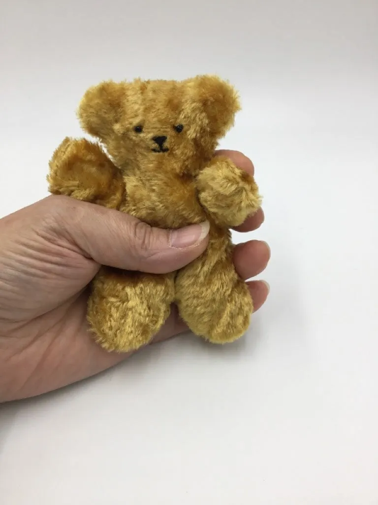 Pot Luck Pocket Pal Mini Simple Bear Kit - Hand Hug Support Bear