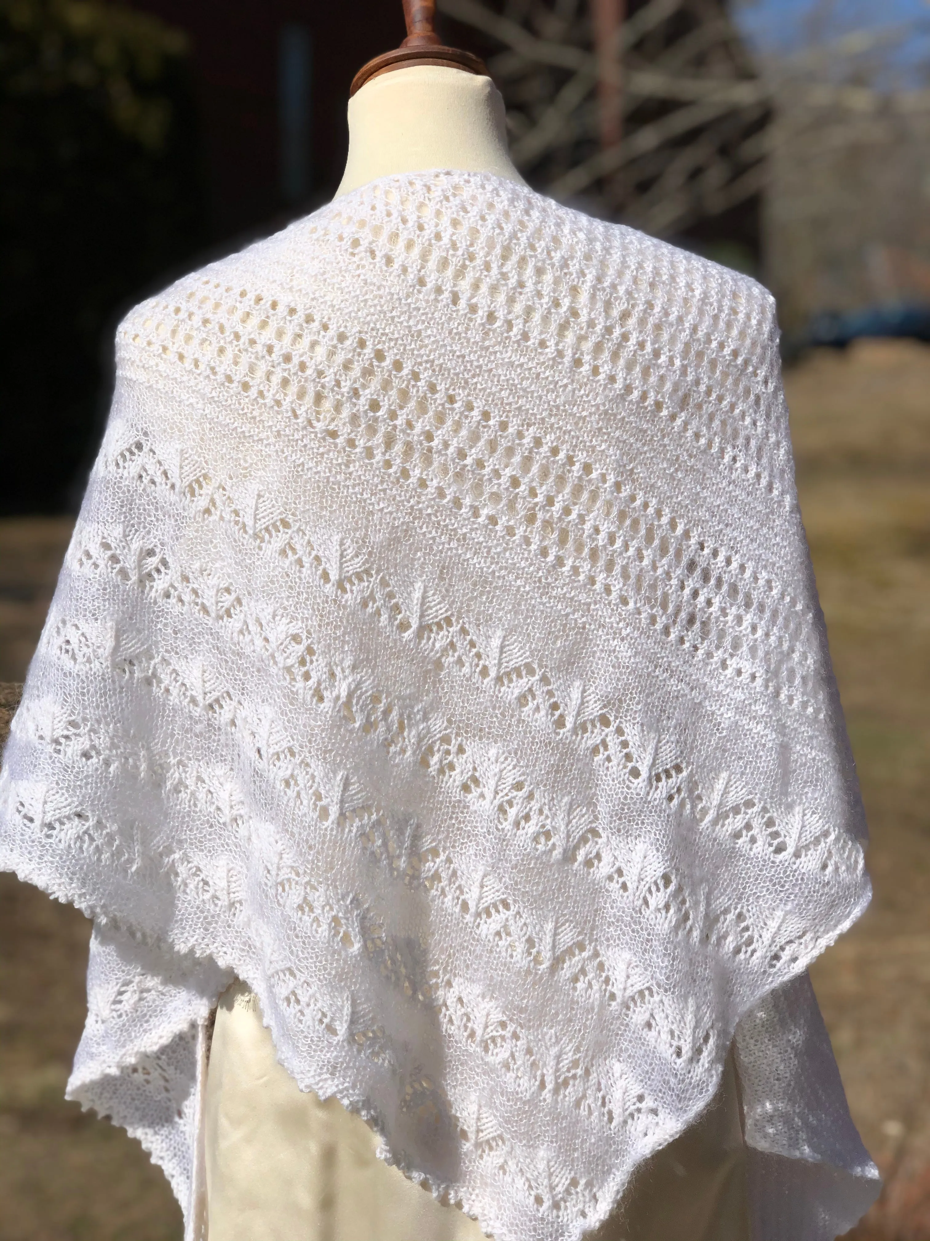 SPARKLE & FLUFF SHAWL KIT